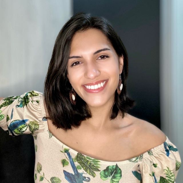 Luana Pádua (Condutor)