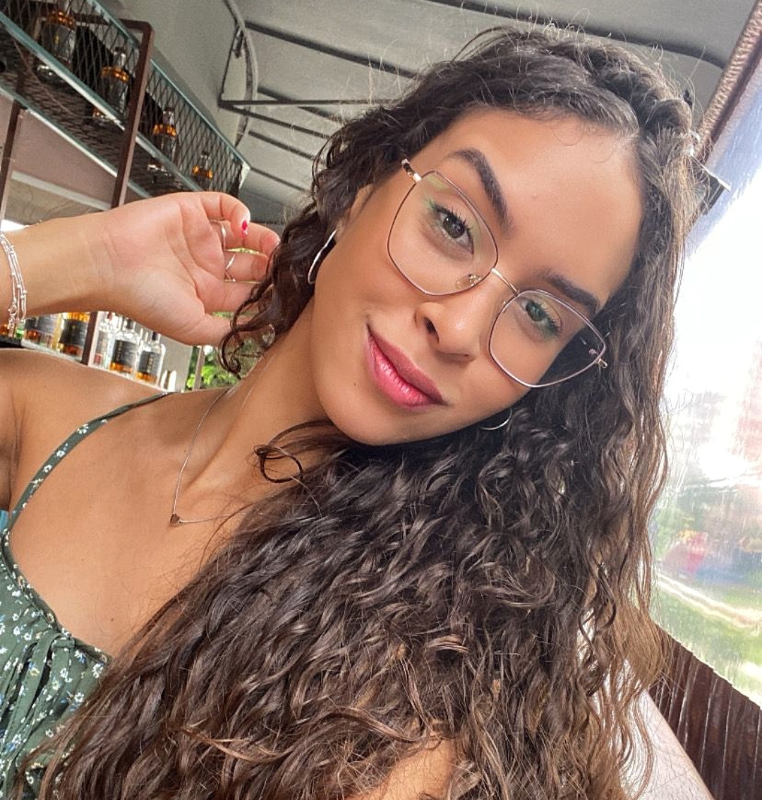 Juliana Ribeiro (Conduzido)